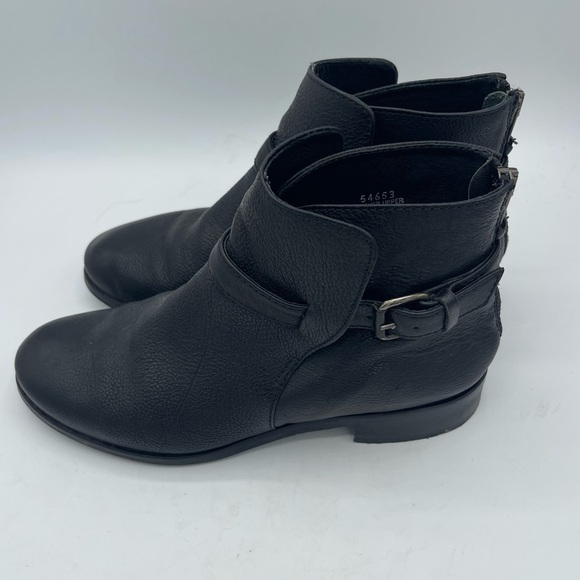 J.Crew Womens Emmett Black Pebbled Leather Ankle Boots Size 7 Side zip/ buckle - Picture 1 of 5